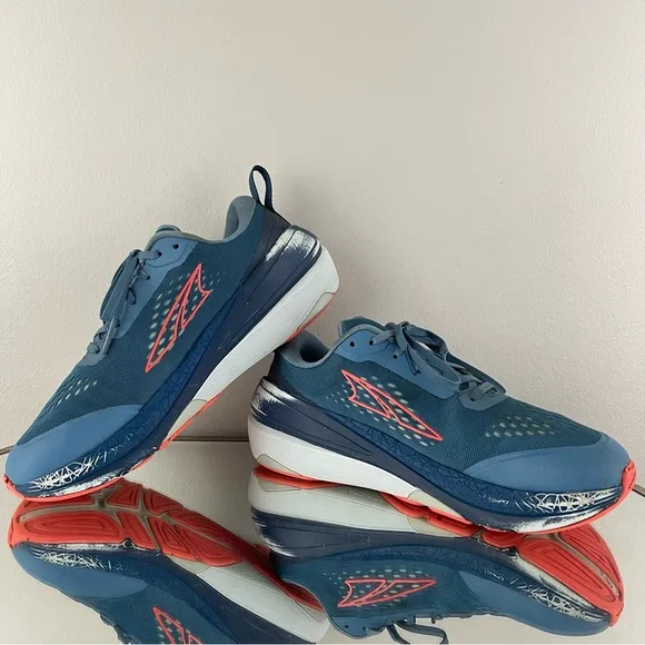 ALTRA Women’s Blue Coral Paradigm 5 Ego Midsole Stabilipod Running Sneaker Shoes
