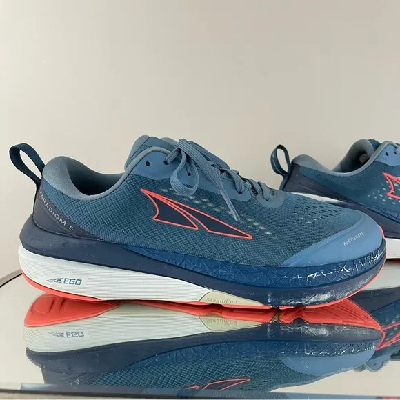 ALTRA Women’s Blue Coral Paradigm 5 Ego Midsole Stabilipod Running Sneaker Shoes