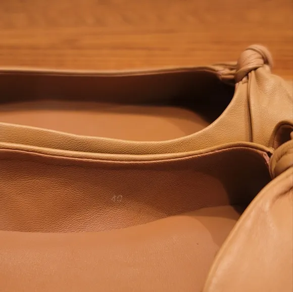 Anthropologie Beige Tan Cream Leather Bow Tie Flats Loafers Shoes Size 40