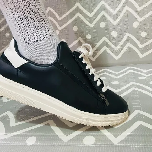 Anthropologie leather sneakers 2in1 jdual Danika