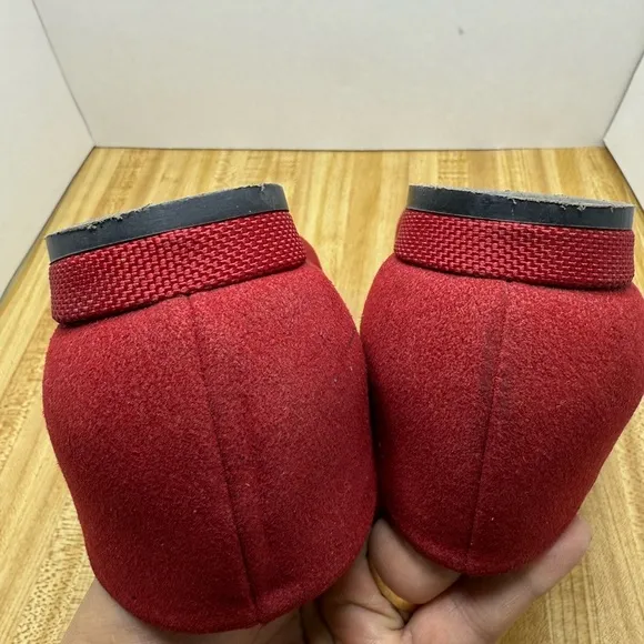 Antonia Saint New York Red Fabric Flats Round Toe Slip On Shoes Size 7C