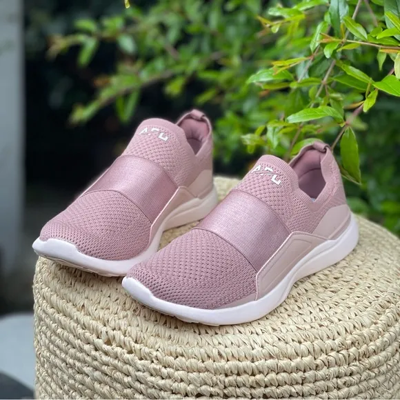 APL Athletic Propulsion Labs APL Lululemon womens size 7