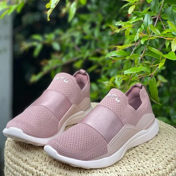 APL Athletic Propulsion Labs APL Lululemon womens size 7