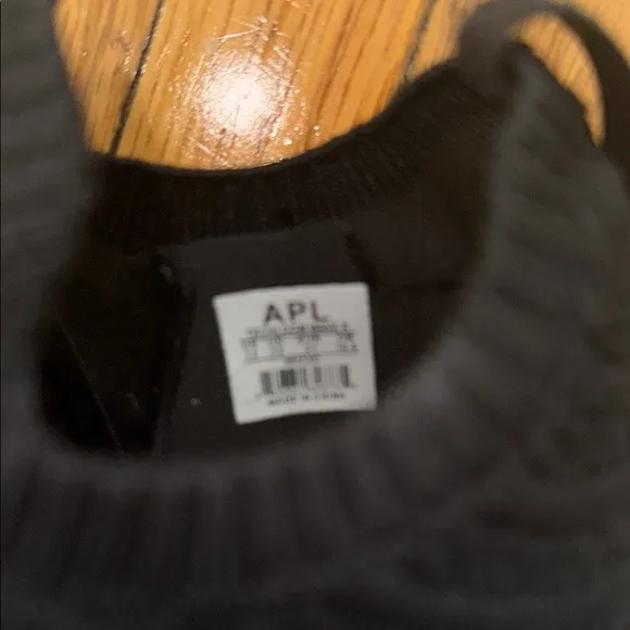 APL Kids Sneakers in Black and White