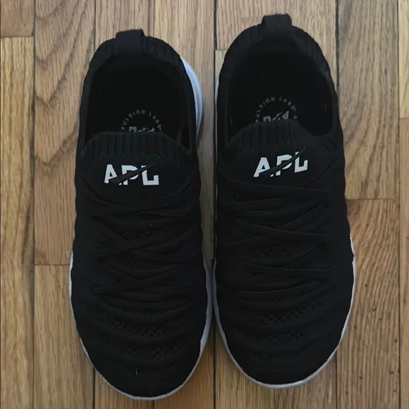 APL Kids Sneakers in Black and White
