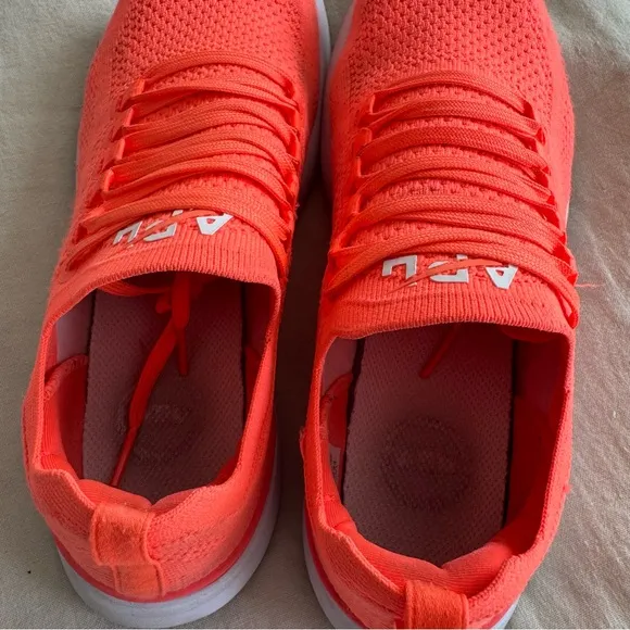 APL Techloom Breeze Magenta Sneakers