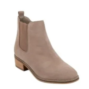 Aqua College Lori Waterproof Booties Dark Taupe Suede 11M NWT