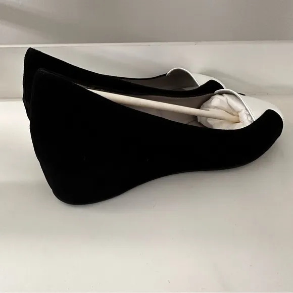 Aquatalia Maureen Black Leather Suede White Patent Low Wedge Shoes Women’s 7.5