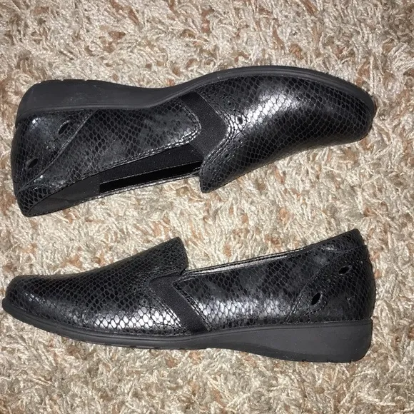 Aravon Adalyn shoes