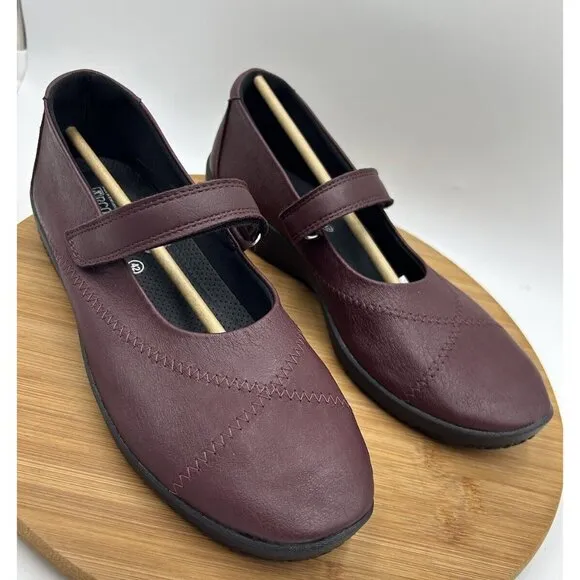 Arcopedico‎ L18 Mary Jane Flats Color Bordeaux Womens Size 42 EU/Us 10.5-11