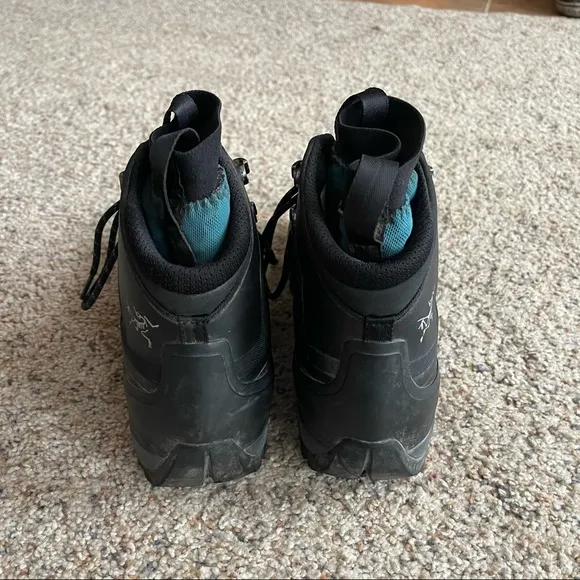 Arc’teryx Bora Gore-Tex hiking boots