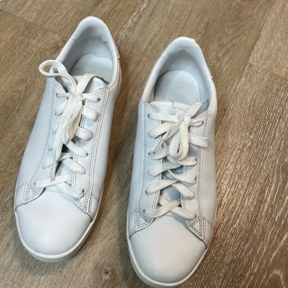 Armani Exchange Men's Lace-Up Low-Top Sneakers White Size 7 US