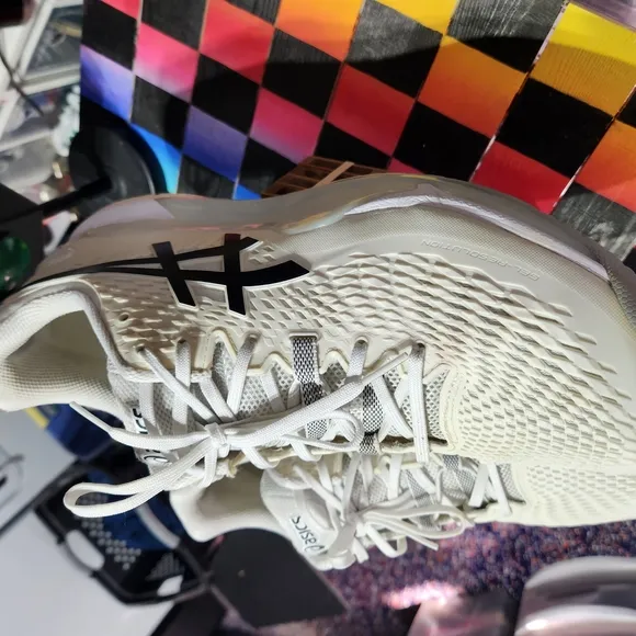 ASICS Men's White Running Shoes