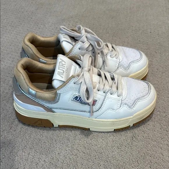 Autry Women's White and Tan Sneakers