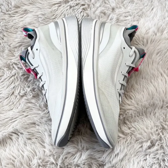 Bala Twelve Shades Gray Shoes