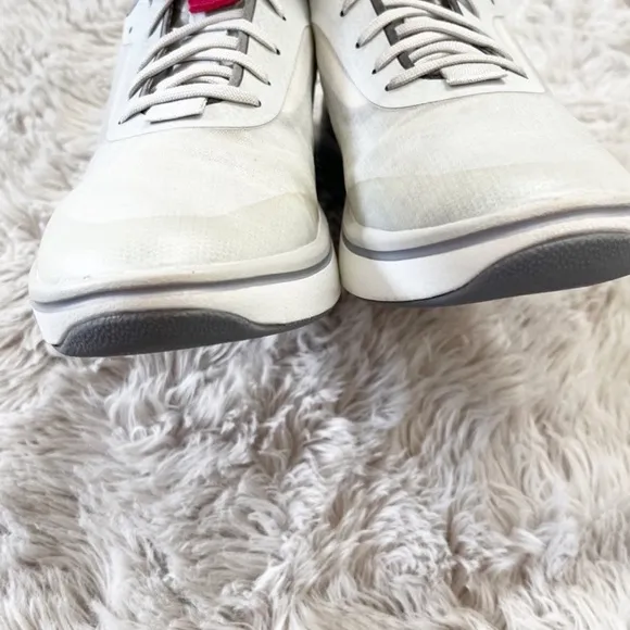 Bala Twelve Shades Gray Shoes