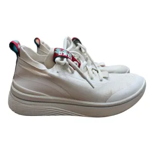 Bala Twelves Flow White Sneaker Hospital Nurse Fluid Resistant Women’s Size 6
