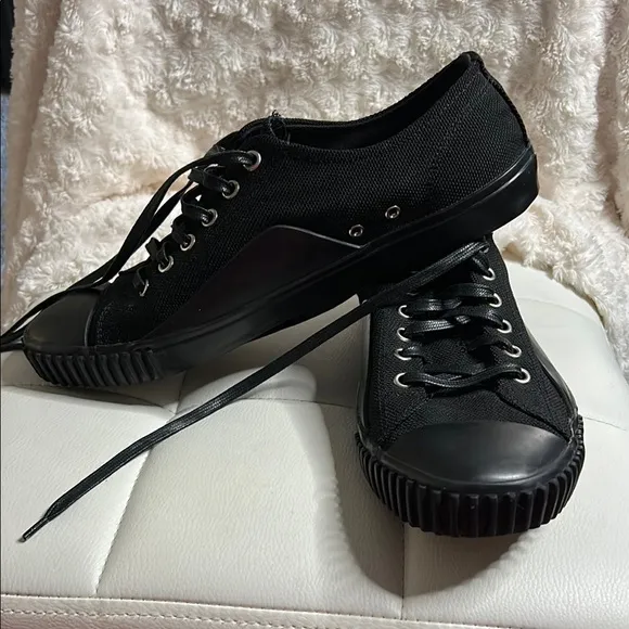 Balenciaga Black Sneakers with Textured Sole and Canvas Upper/ ZIZE 11