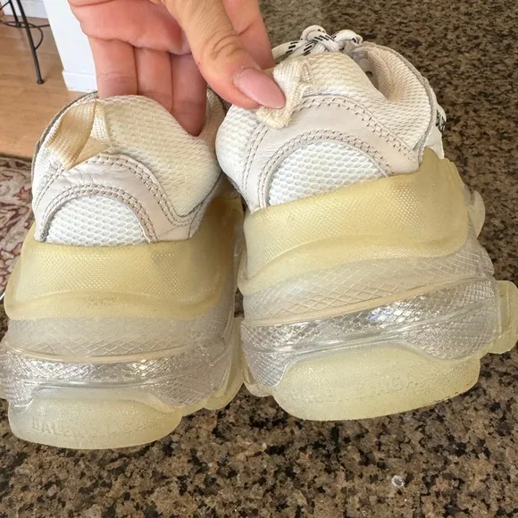 Balenciaga Triple S sneakers 38 women white Clear sole