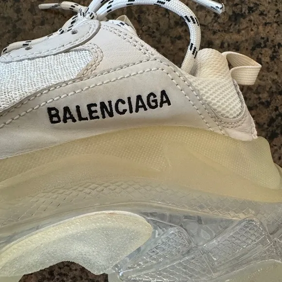 Balenciaga Triple S sneakers 38 women white Clear sole