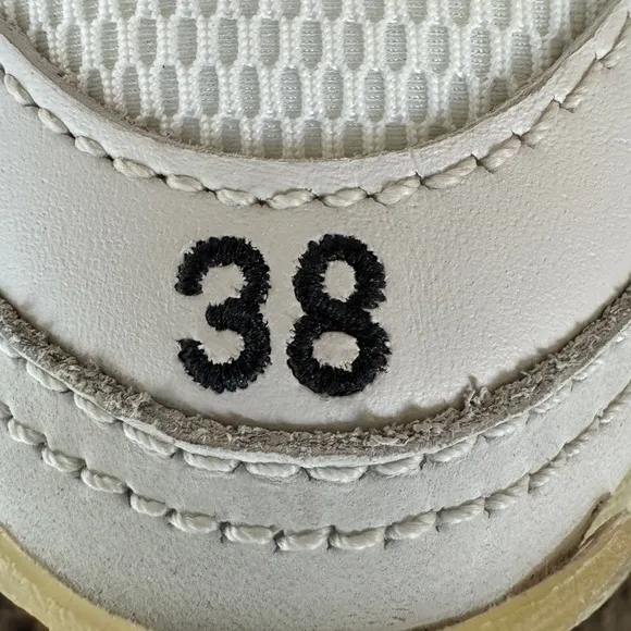 Balenciaga Triple S sneakers 38 women white Clear sole