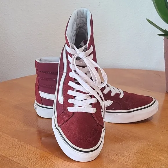 Barely Worn- VANS -Classic Skate Sk8 Hi- High Top Sneakers -Size 6.5 mens