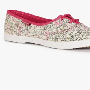 Bata Cream Sneakers with Sparkle Finish and Rubber Sole NWOT
