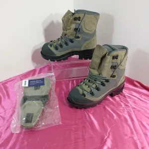 BATES MENS SZ 6R TORA BORA ALPINE HIKING BOOTS MODEL #E03600C