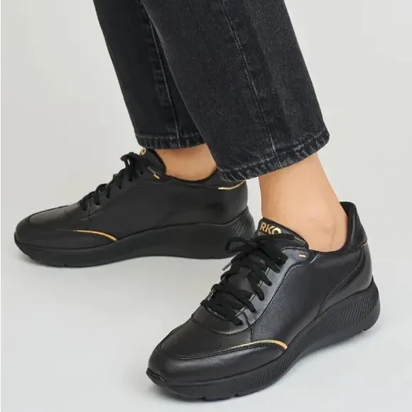 Black sports shoes made in Poland