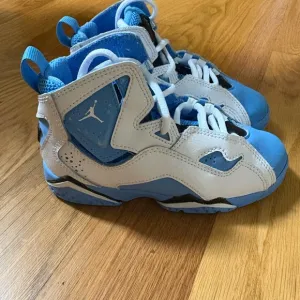 Blue and White Sneakers with Breathable Mesh and Cushioned Sole