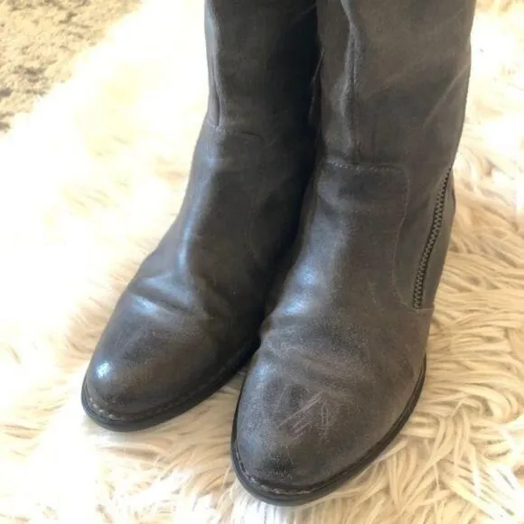 Born BOC Leather Boots 9 Gray Iona Knee High Heel Grey Zip Up Curved Shoes
