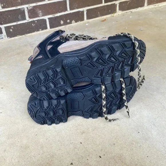 Brand New Herman Survivor Hiking Boots