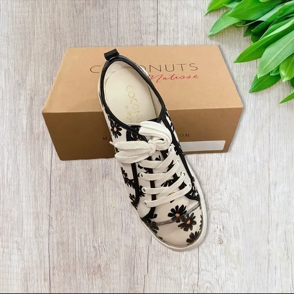 Bravo Daisy Sneakers by Matisse 8.5