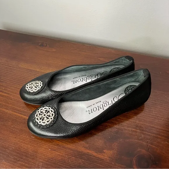 Brighton Aleta Flats Women's 8.5 Black Shoes Leather Chic Ferrara Medallion