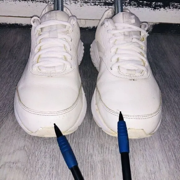 Brooks Addiction Walker WLK Womens 7 2E Running Shoes White Athletic Sneakers