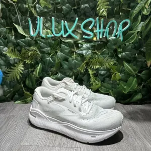 Brooks Ghost Max Womens 9.5 Wide Shoes Running Walking Sneaker Gray 1203951D124