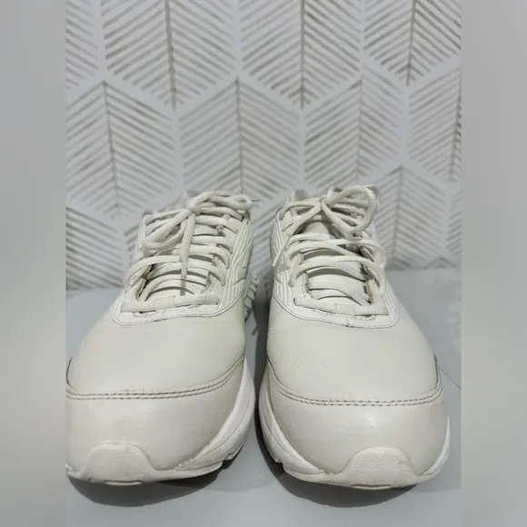 Brooks Men's‎ Addiction Walker 2 White Leather Upper Athletic Walking Shoes 11.5