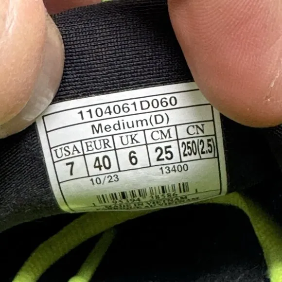 Brooks Mens Ghost Max 1104061D060 Black Running Shoes Sneakers Size 7