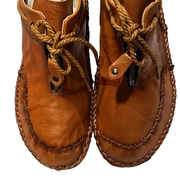 Brown- leather handmade mens comfortable stylish casual shoes.