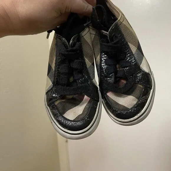 BURBERRY Kids canvas plaid brown lace up sneakers size US 11 EU 28