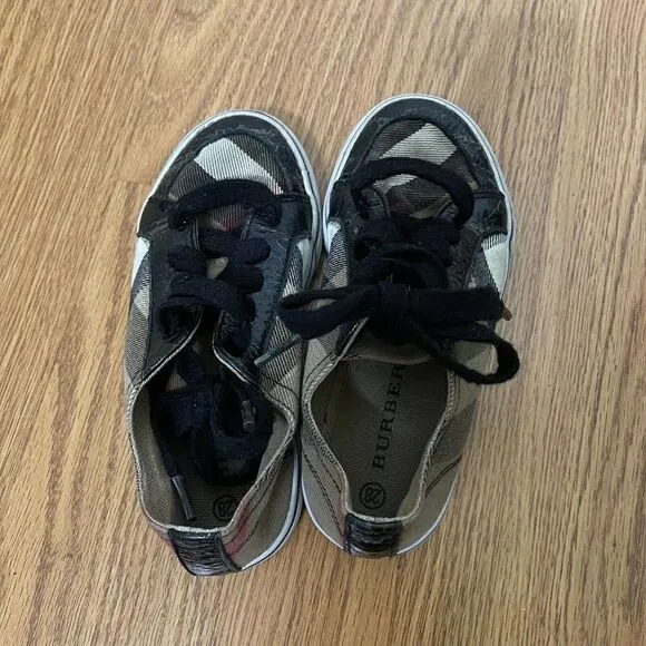 BURBERRY Kids canvas plaid brown lace up sneakers size US 11 EU 28