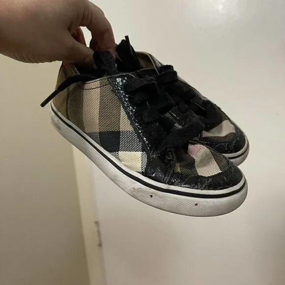 BURBERRY Kids canvas plaid brown lace up sneakers size US 11 EU 28