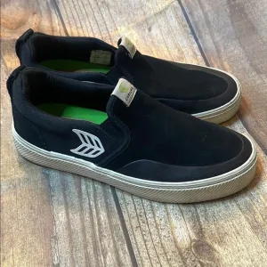 Cariuma Black and White Sneakers with Suede-like Finish size 7.5