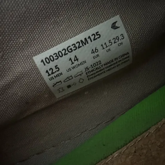 Cariuma Gray and Tan High-Top Sneakers