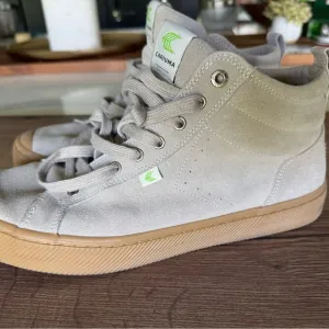Cariuma Gray and Tan High-Top Sneakers