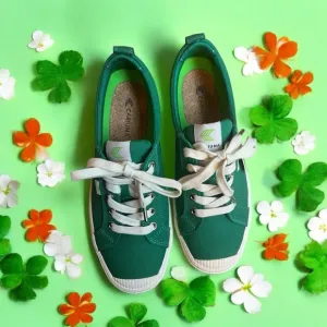 Cariuma Green Canvas Sneakers