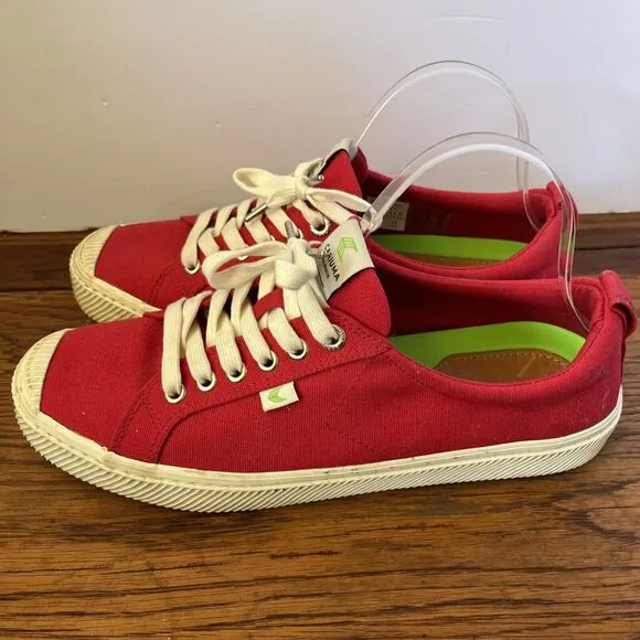 Cariuma Men's 10 (Women's 11.5) OCA Low Red Canvas Sneaker - $85