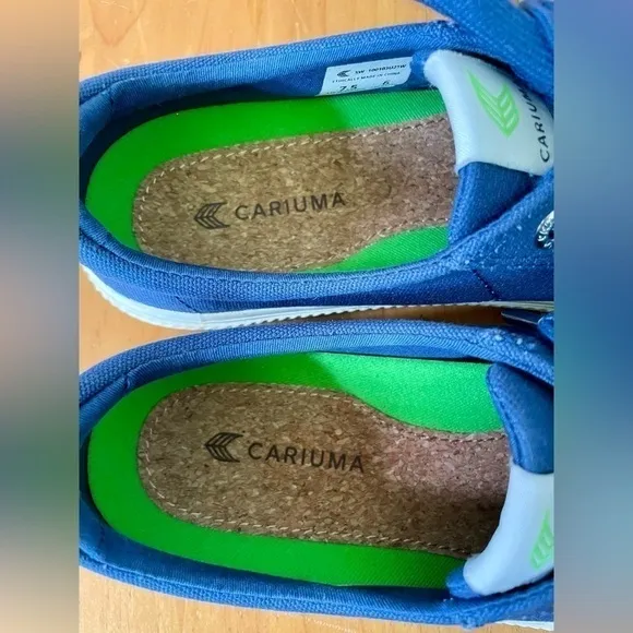 Cariuma OCA Low Canvas Sneakers | Size 7.5