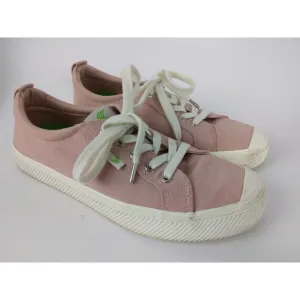 Cariuma OCA Low Top Canvas Sneakers Pink Women's Size 8.5 Men’s Size 7