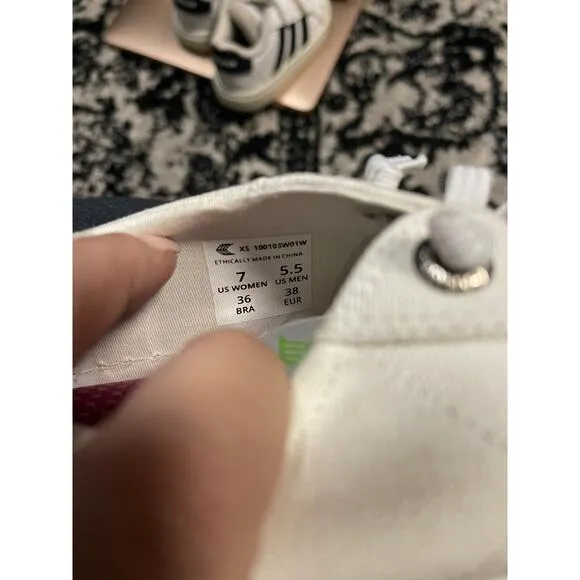 Cariuma Off-White Canvas OCA LOW Sneakers Women's Size 7
